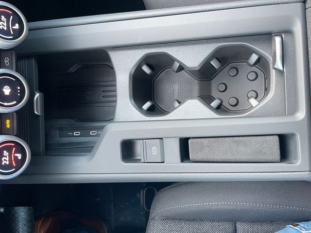 Skoda Superb Combi 2.0 TDI *AHK*DSG*LED*DAB*NAVI*KLIMA