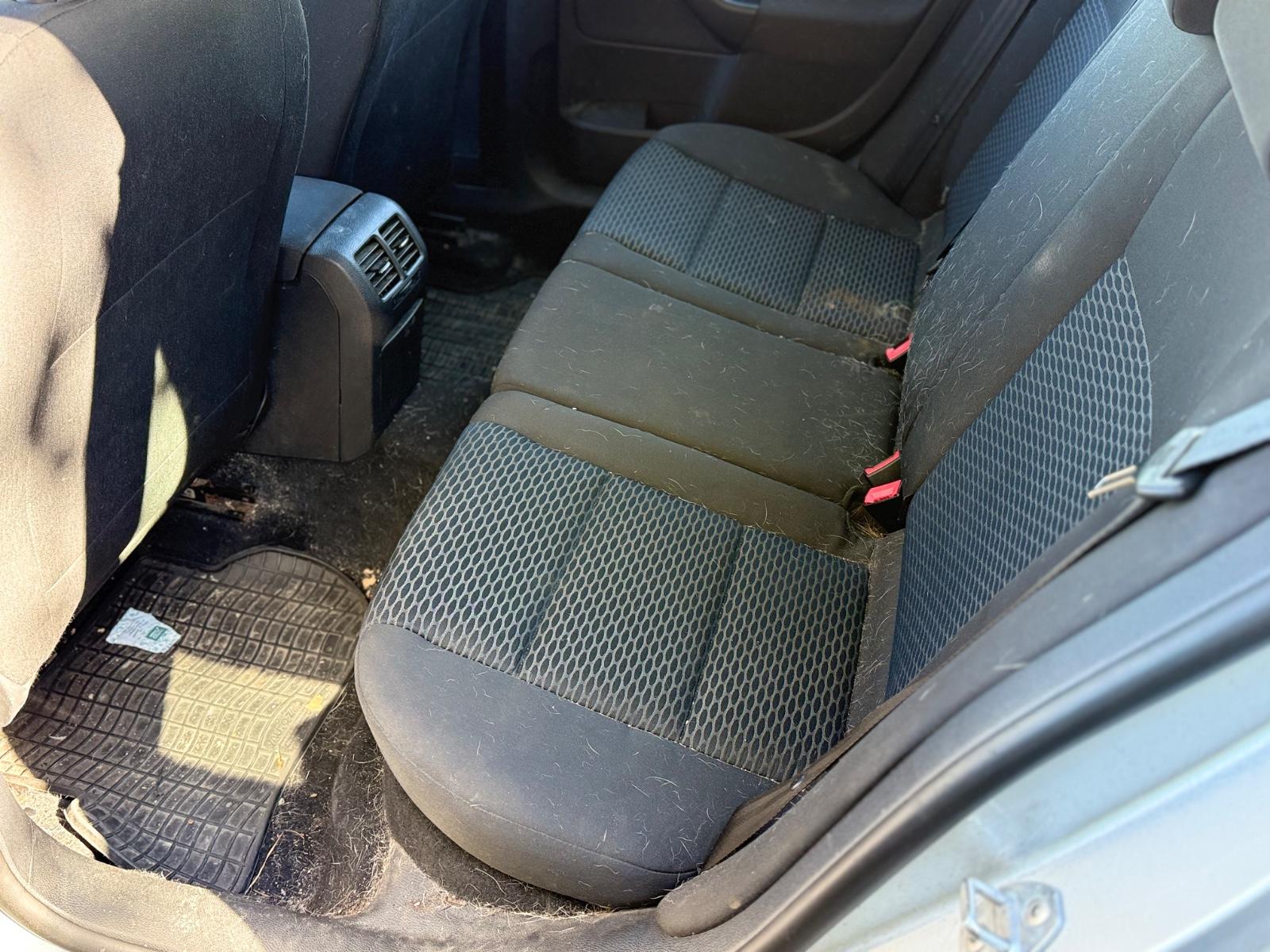 Volkswagen Golf 2012 — photo 11
