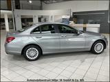 Mercedes-Benz C 180 CGI - Mercedes-Benz C 180 mit Benzin-Antrieb: Limousine, Automatik