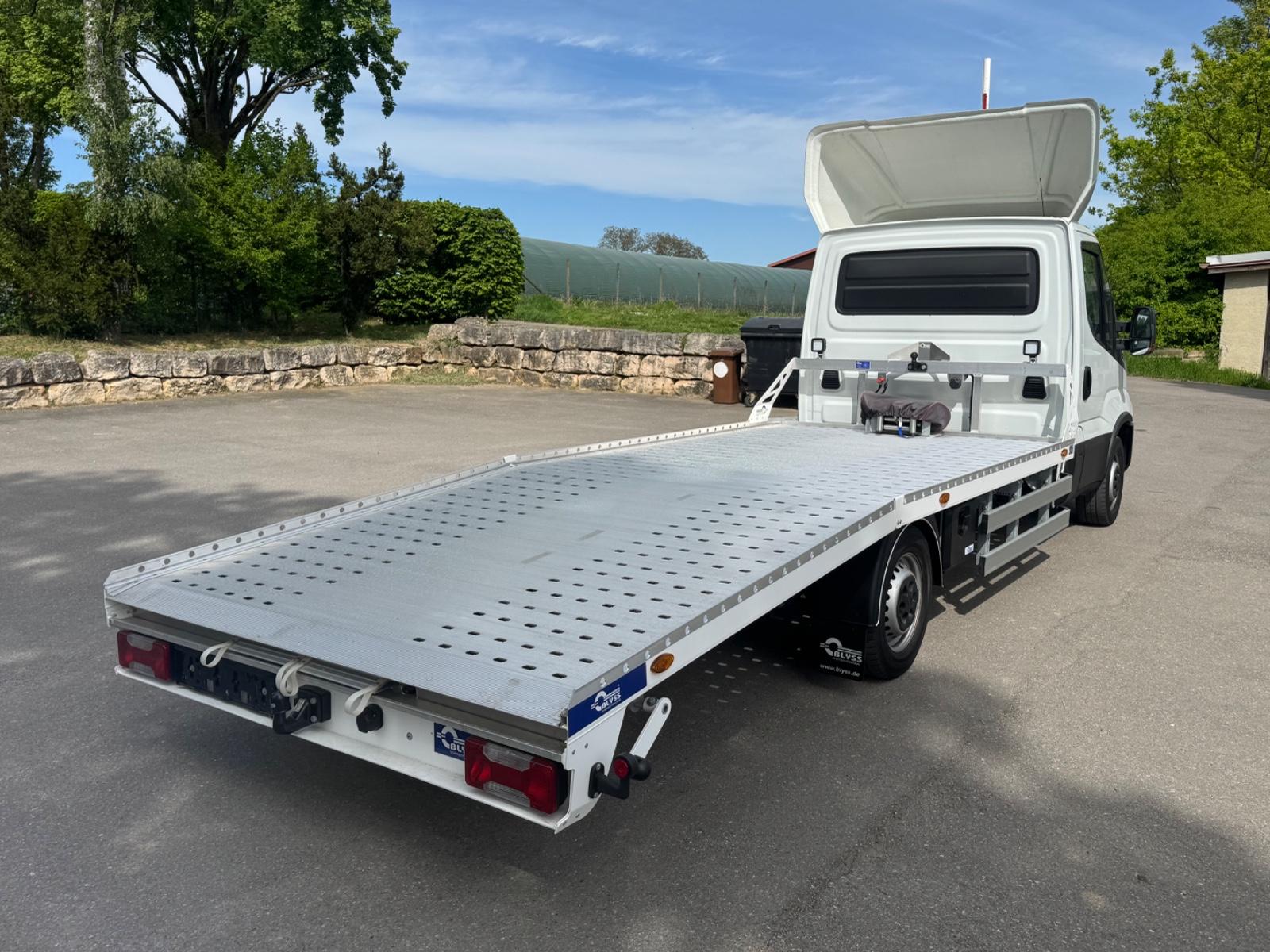 Iveco Daily 2.3 35S14 A8/P Hi-Matic Autotransporter