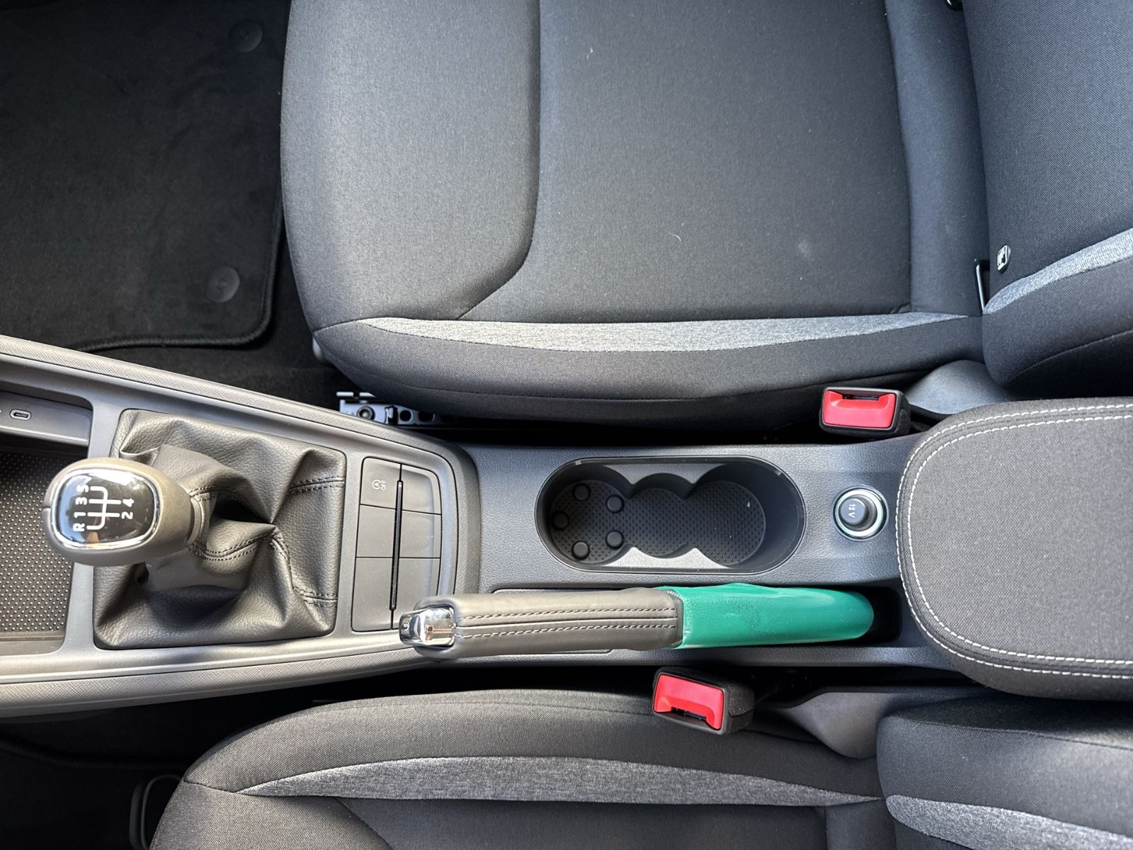 Kamiq 1.0 TSI Essence, Smartlink, Bluetooth, Win