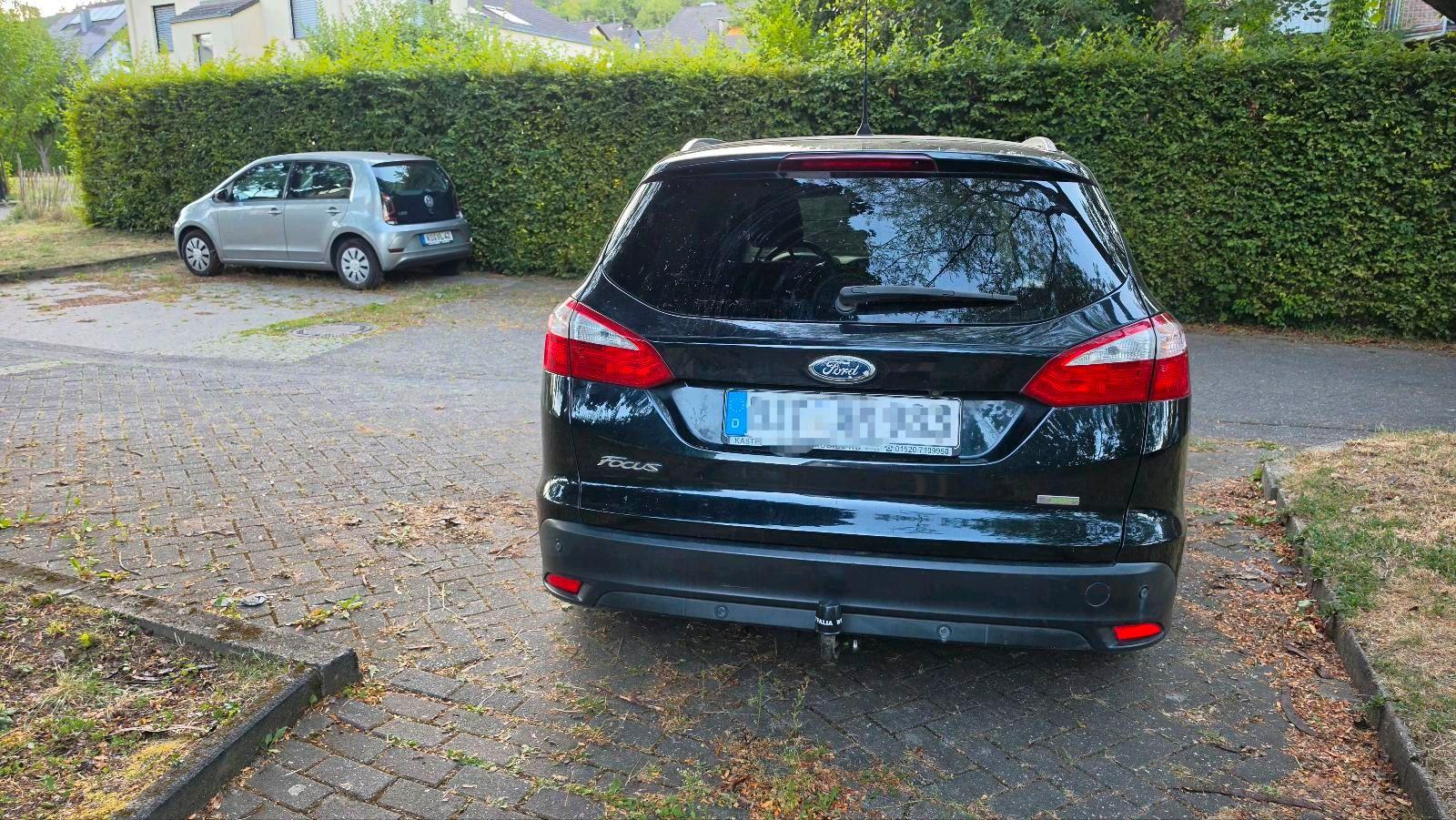 Ford Focus 2014 — photo 11