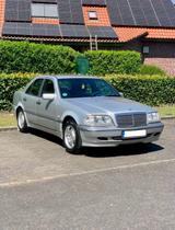 Mercedes-Benz Mercedes C180 1998 LPG - Mercedes-Benz C 180 mit LPG-Antrieb: Limousine