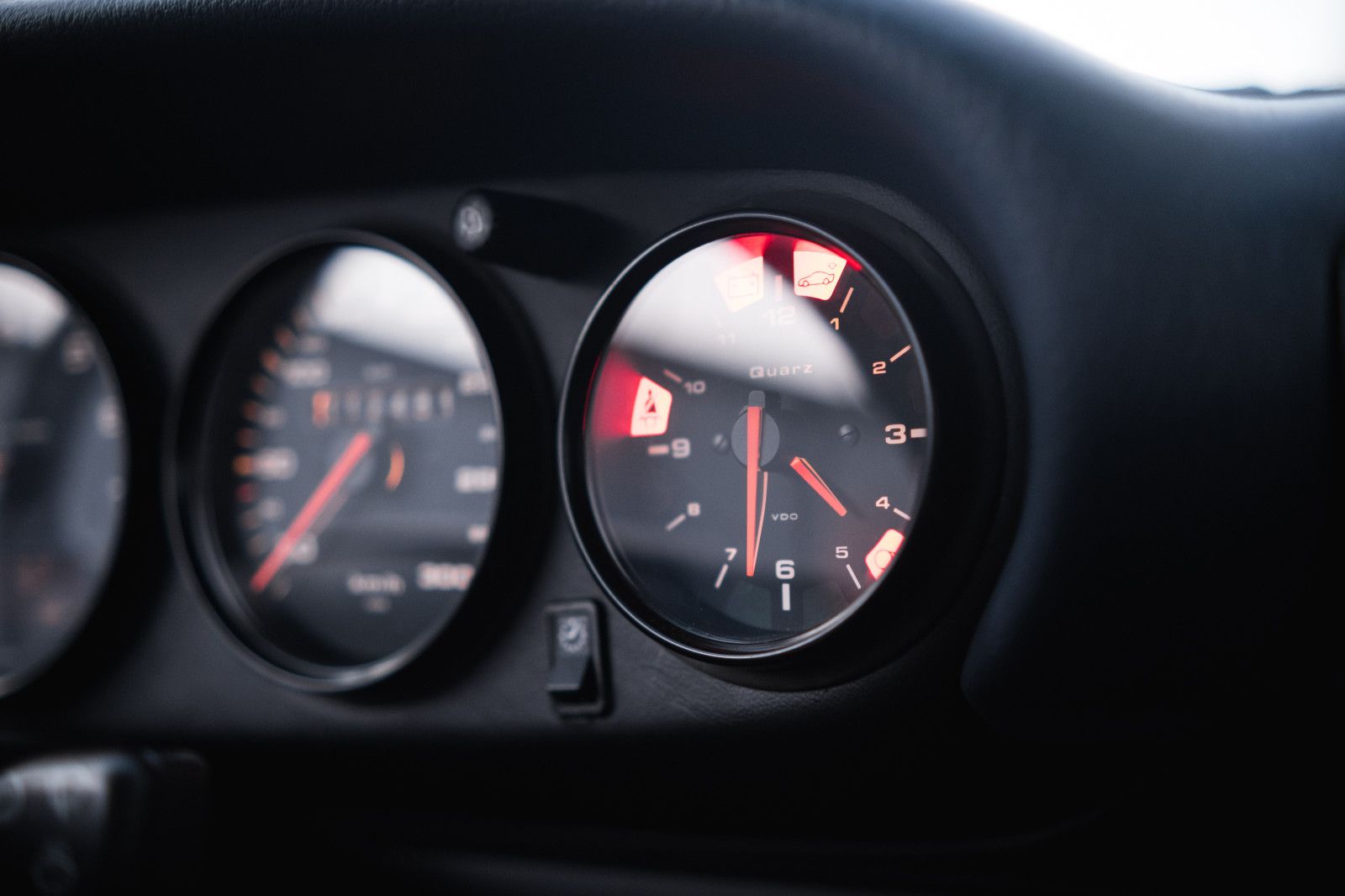 Fahrzeugabbildung Porsche 993/911 Carrera-dt. Auto-unfallfrei-Schalter