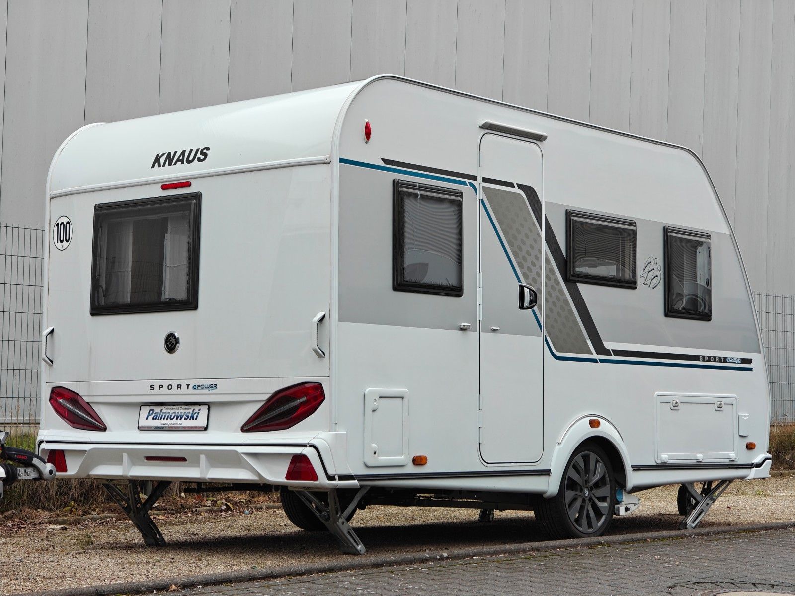 Fahrzeugabbildung Knaus Sport 400 QD EPower Selection - Mover, Klima -