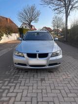 BMW e91 320i - BMW 320 aus 2007: Kombi, 320i