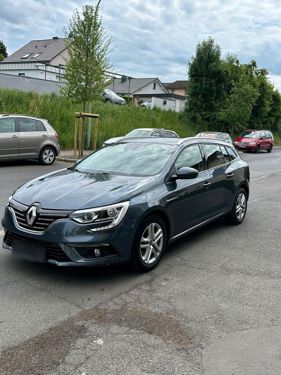 RENAULT Megane