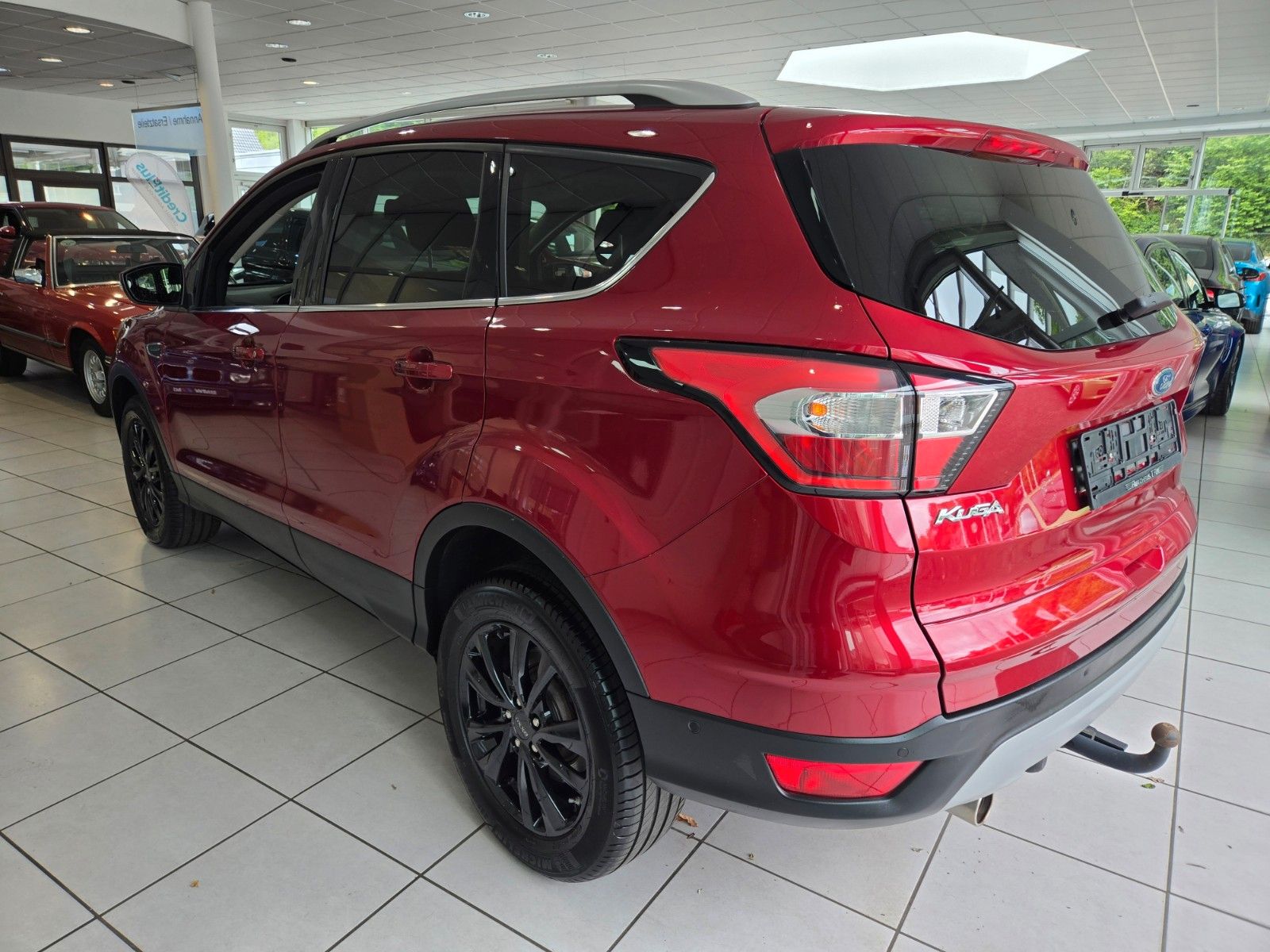Fahrzeugabbildung Ford Kuga Cool & Connect