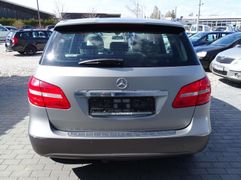 Fahrzeugabbildung Mercedes-Benz B 180 B -Klasse (BM 246) Automatik  **NAVI / PDC