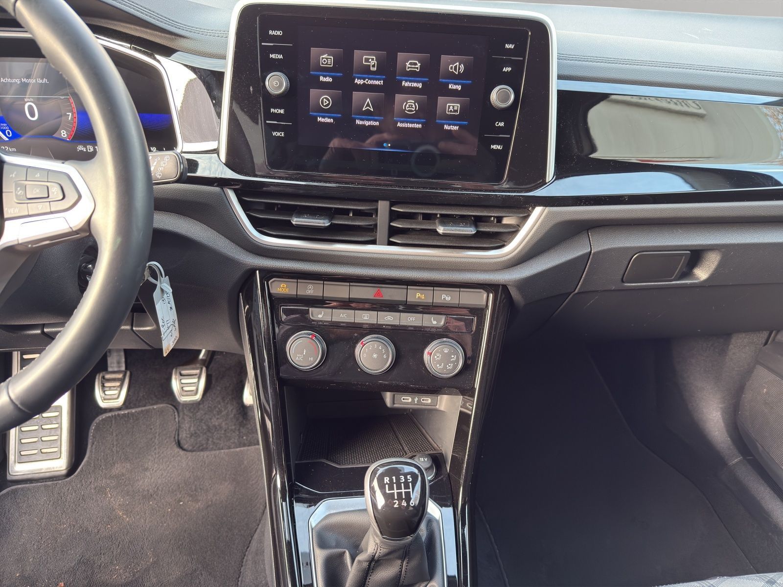 Volkswagen T-Roc - Bild 11