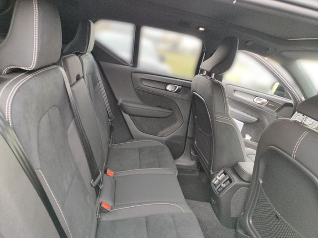VOLVO EX40 (Bild 18 von Array)