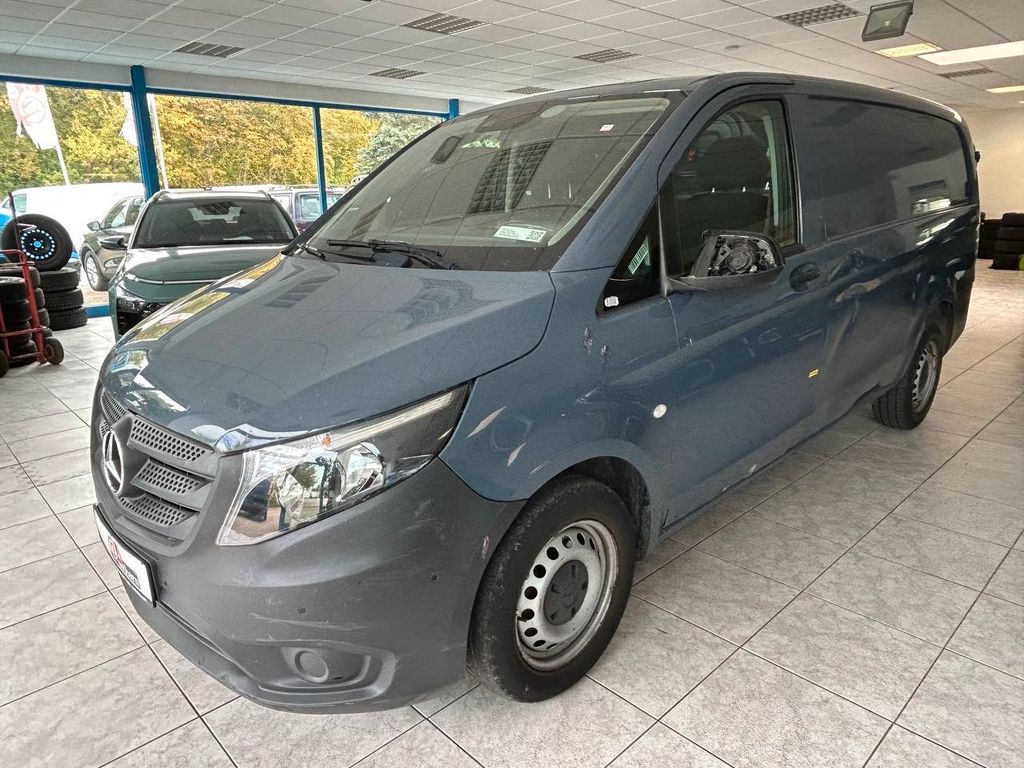 Image of Mercedes-Benz Vito