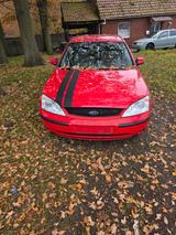 Ford Zu verkaufen Ford Mondeo - Ford Mondeo aus 2002 mit Diesel-Antrieb
