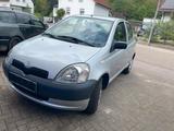 Toyota Yaris 1.0 linea luna linea luna - gebrauchte Toyota Yaris aus dem Jahr 2002