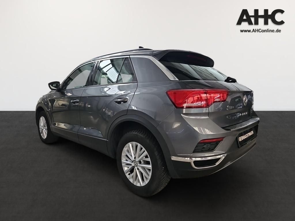 Fahrzeugabbildung Volkswagen T-Roc 1.5 TSI ACT Style ACC LED Navi Winterpaket