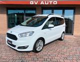 Ford Tourneo Courier - gebrauchte Ford Tourneo Courier aus dem Jahr 2015