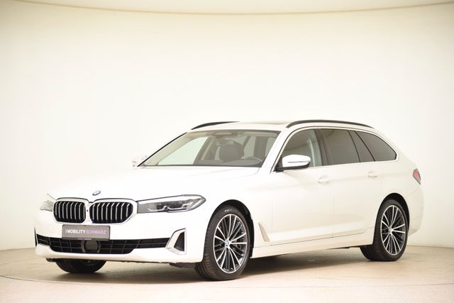 BMW 530d xDrive Touring Luxury Line Pano *UVP:89.050