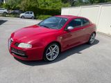 Alfa Romeo GT 1.9 JTD 16V M-Jet Quadrifoglio Verde Q2 - Alfa Romeo GT aus 2010