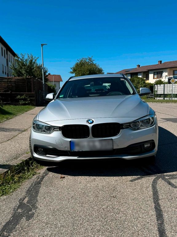 Image of BMW 320