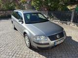 Volkswagen Passat 1.6 Comfortline Comfortline - Volkswagen Passat aus 2002: Kombi