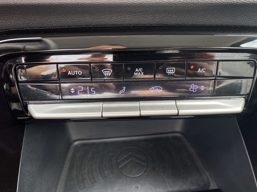 Fahrzeugabbildung Citroën e-C3 Aircross 113 Standard-Range MAX *LED*Nav*Ca