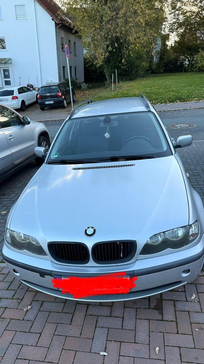 BMW 320