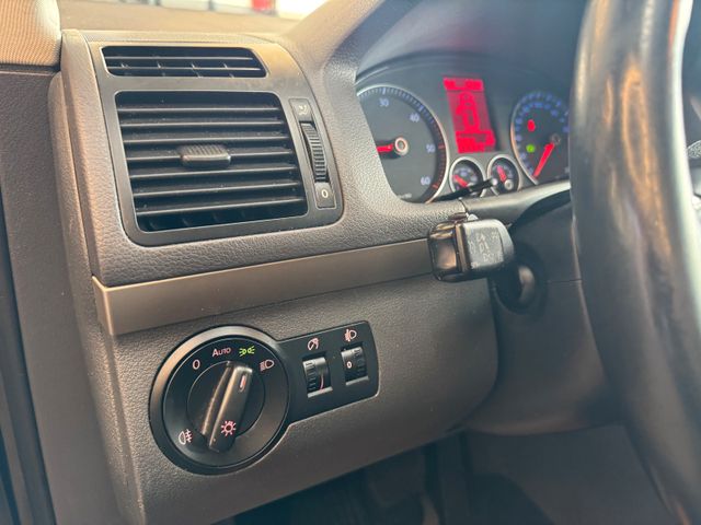 Volkswagen Touran Freestyle *DSG*TÜV 012028*