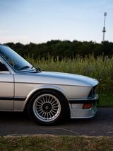 BMW E28 535i Volle Ausstattung LEDER, Klima, SD, eFH - BMW Gebrauchtwagen von 1986