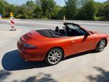 Porsche PORSCHE EXKLUSIV ABTEILUNG 996 Carrera Cabriolet - Porsche mit Benzin-Antrieb: Orange