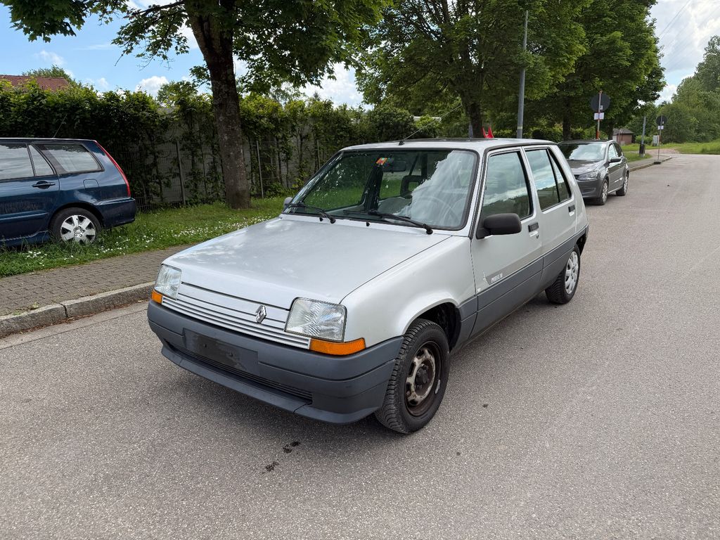 Renault R 5