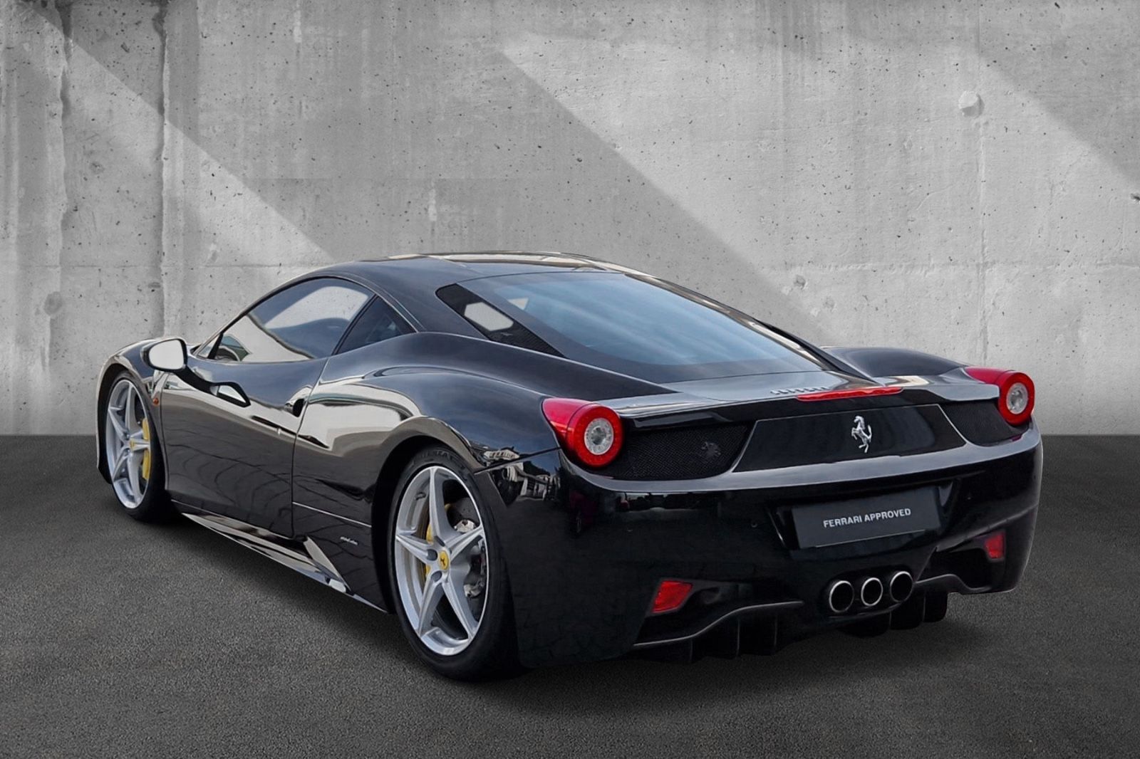 Fahrzeugabbildung Ferrari 458 Italia*dt. Auto*Carbon*AFS*