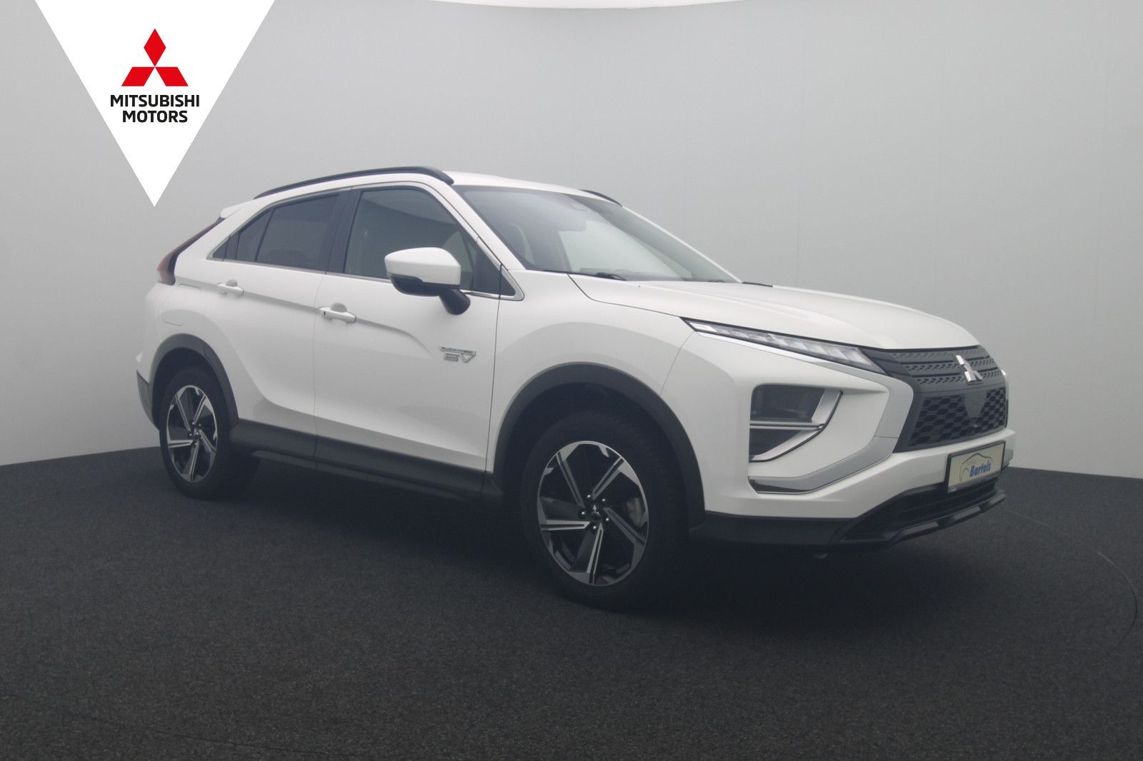 Fahrzeugabbildung Mitsubishi Eclipse Cross 2.4 Basis Hybrid 4WD