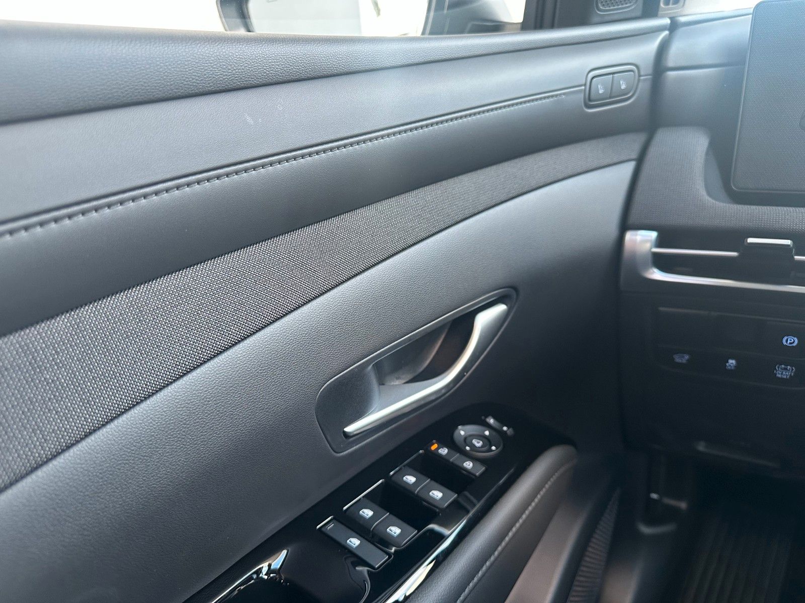 Fahrzeugabbildung Hyundai Tucson Prime Hybrid 1.6l 215PS Leder/Panorama!