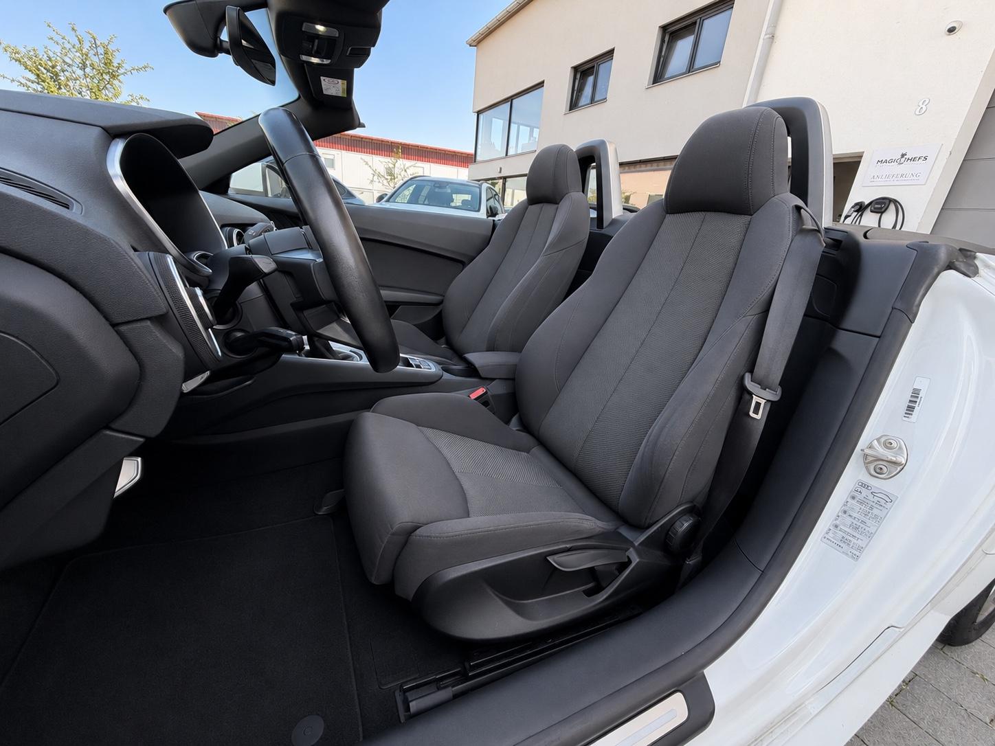 Audi TT Roadster 2.0 TDI ultra