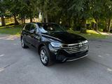 Volkswagen Touareg R-LINE VIRTUAL/KAMERA 360°/LED/XENON - gebrauchte VW Touareg aus dem Jahr 2023