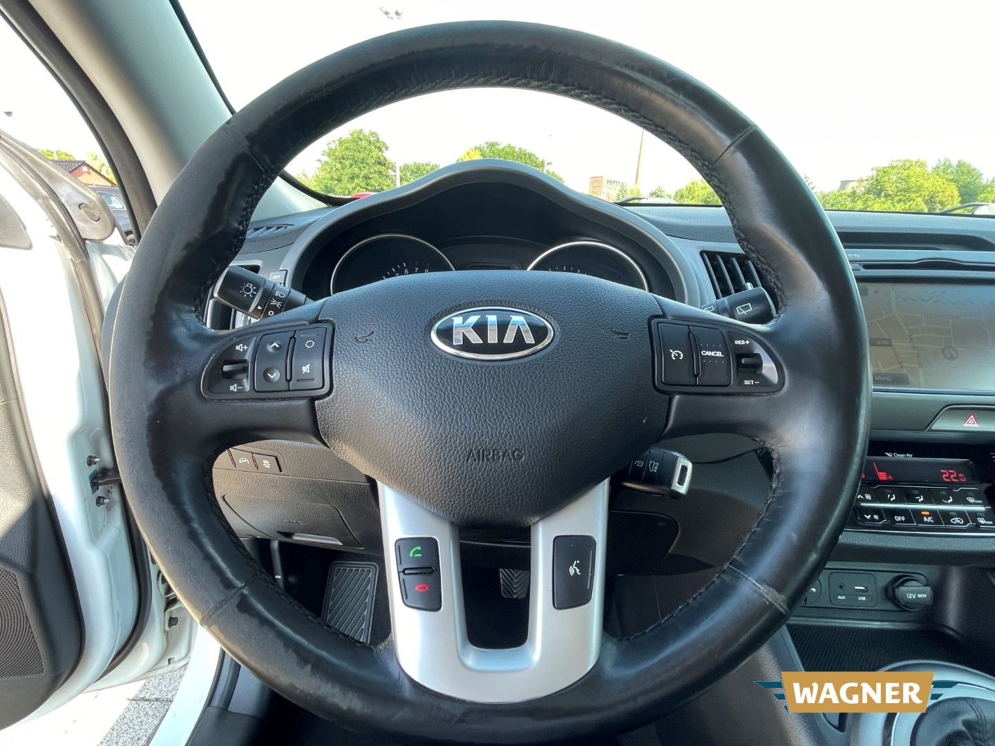 Fahrzeugabbildung Kia Sportage Dream Team 2WD Sitzheizung Tempomat