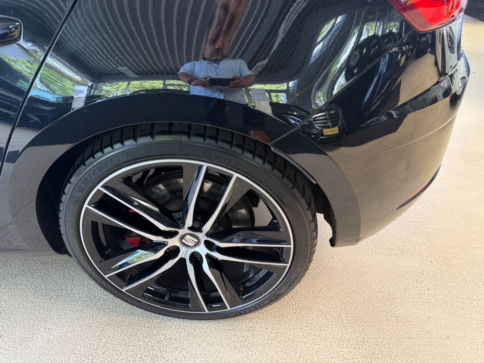 Fahrzeugabbildung SEAT Leon Cupra 300 * Schalter * 1.Hand*