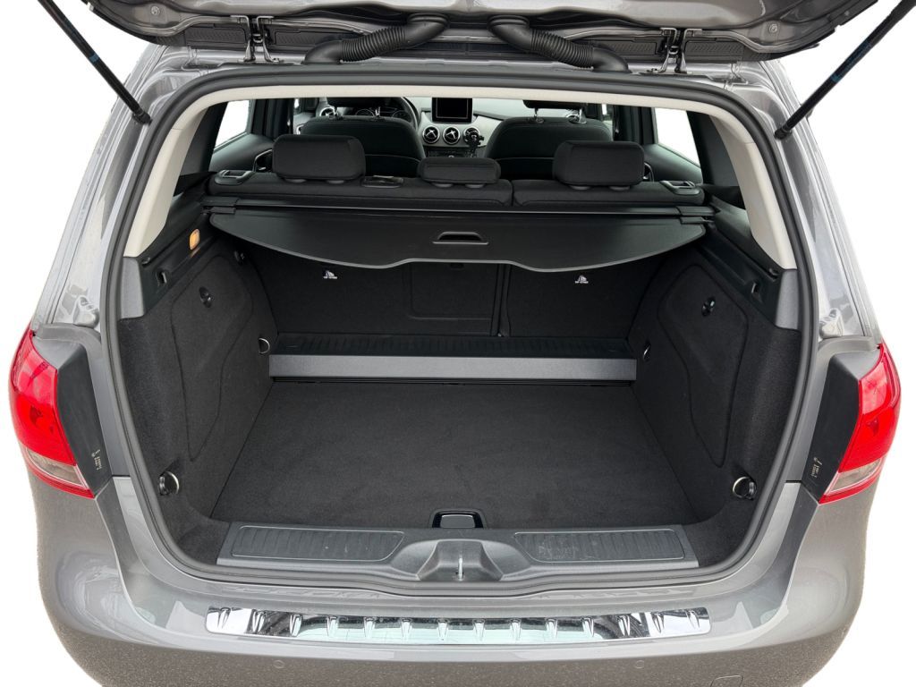 Fahrzeugabbildung Mercedes-Benz B 180 Style