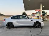 BMW M2 Competition M Driver Package  - silberne BMW M2