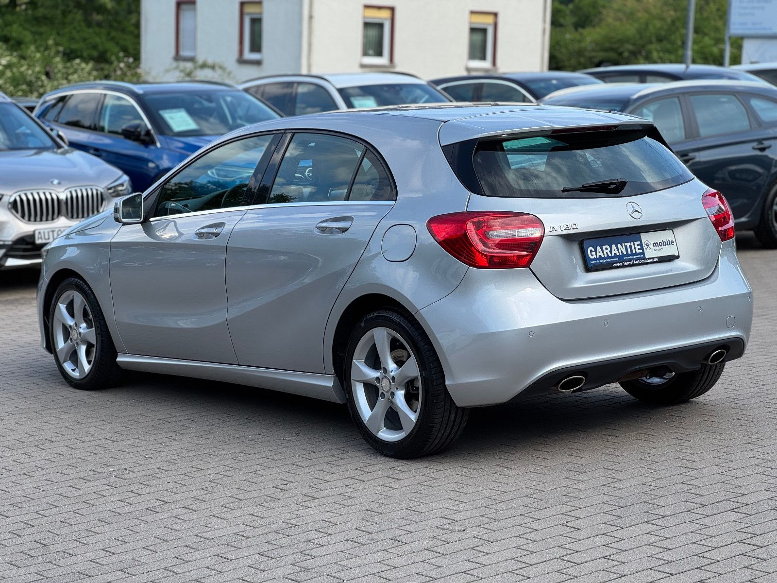 MERCEDES-BENZ A 180, 2012, Benzin, 122 PS