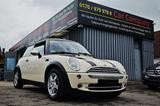 MINI Mini One Pepper 1.6/Rentnerin/1.Hand/SHZ/Weiß - MINI ONE aus 2005