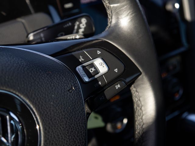 Golf VII 1.5 TSI DSG Highline R-Line LED NAVI AA