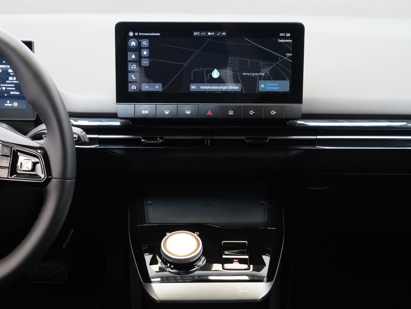 Fahrzeugabbildung MG MG4 Luxury 150KW/64KWH/WÄRMEPUMPE/V2L