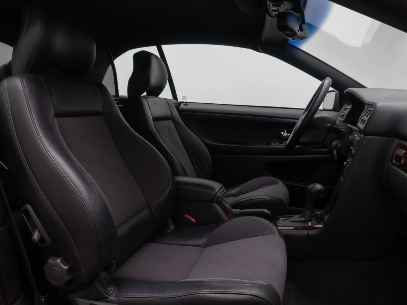 Fahrzeugabbildung Volvo C70 2.0T Cabriolet Lordos HiFi Tempomat Sportsit