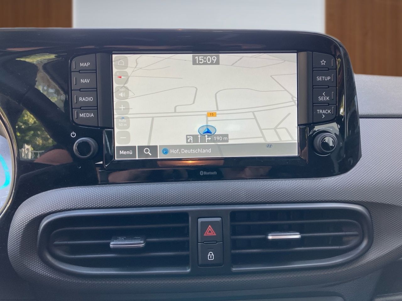 Fahrzeugabbildung Hyundai i10 SELECT Fernlichtass. Kam. Navi PDC SpurH