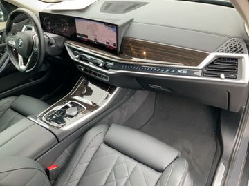 BMW X5 - 11