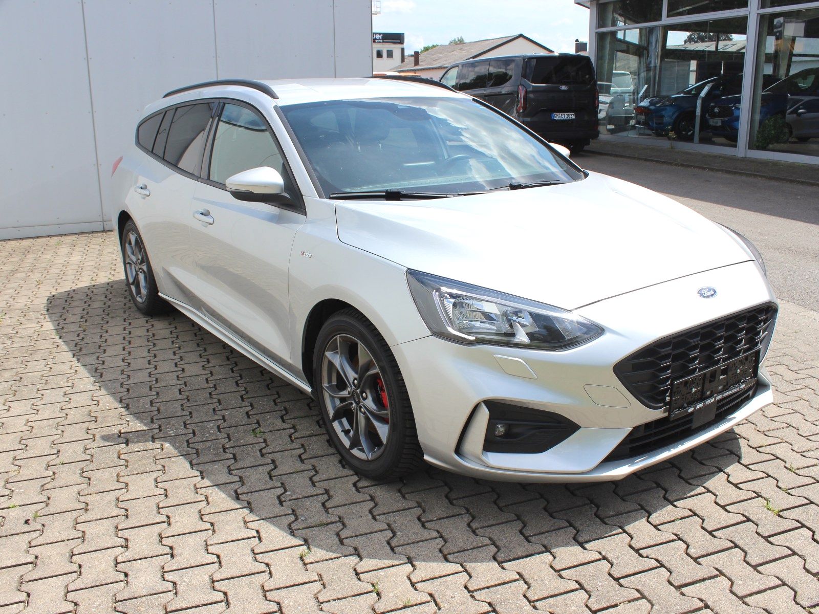 Fahrzeugabbildung Ford Focus ST-Line X 1,0 EcoBoost Mild Hybrid