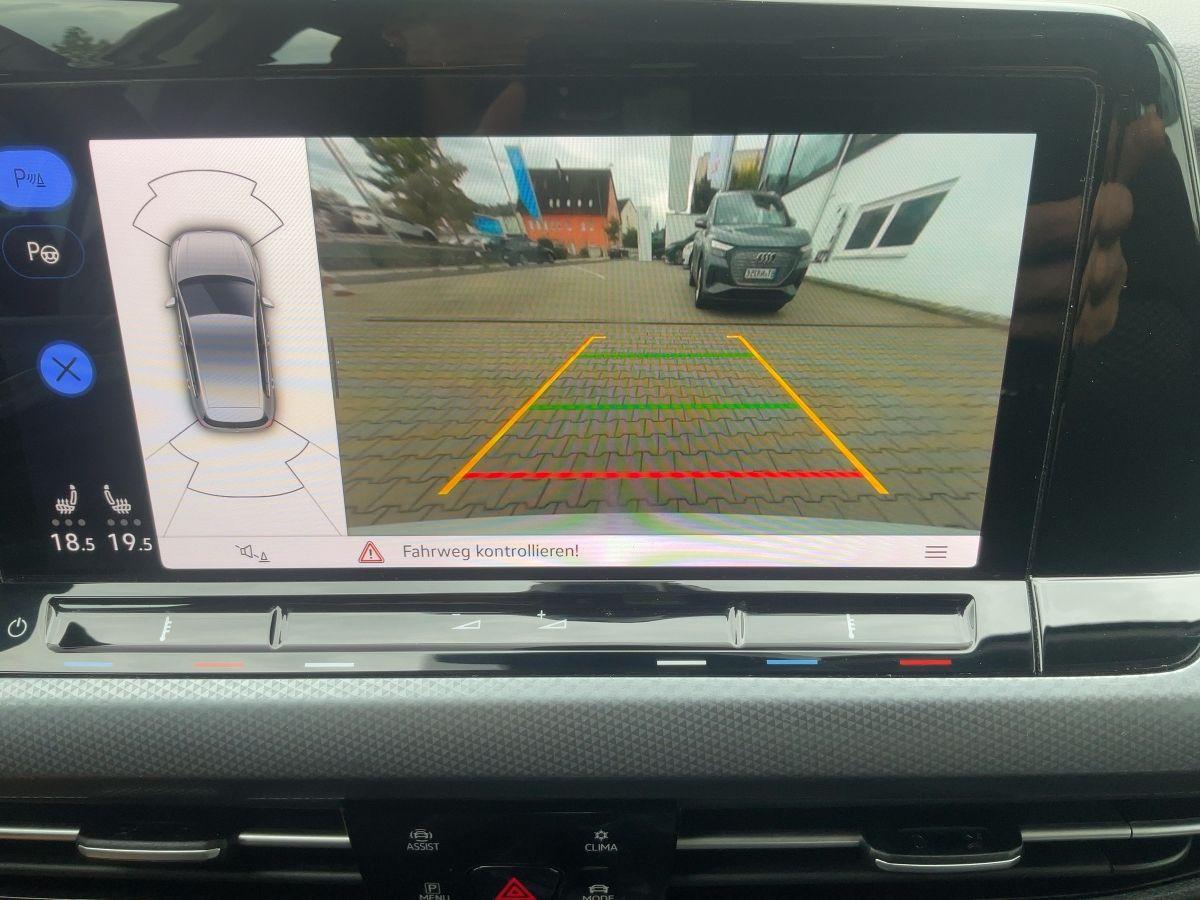 Volkswagen Golf VIII 2.0 TDI ACTIVE LED+NAV+ACC+SHZ+RFK+AHK, миниатюра 18