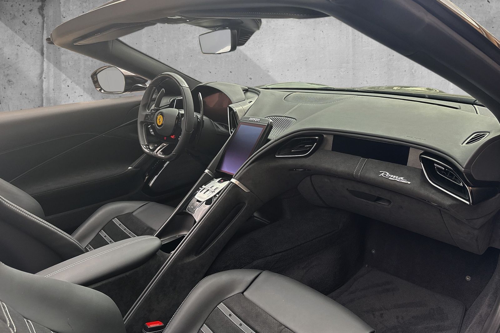 Fahrzeugabbildung Ferrari Roma Spider*Full Carbon*Painted Shields*Daytona
