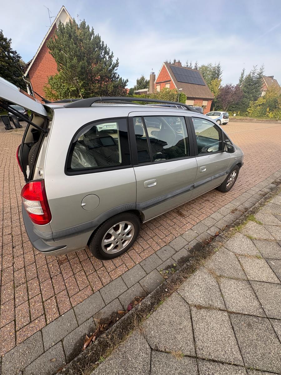 Opel Zafira 1.6 NJOY